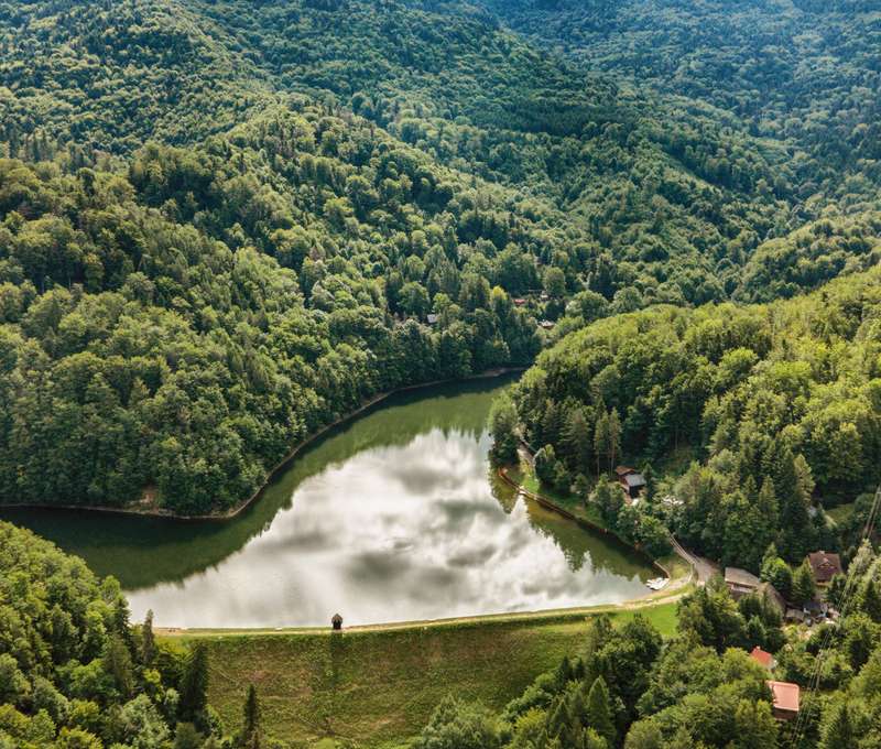 Vodný tajch Hodruša - Hámre (18 minút autom od vily)