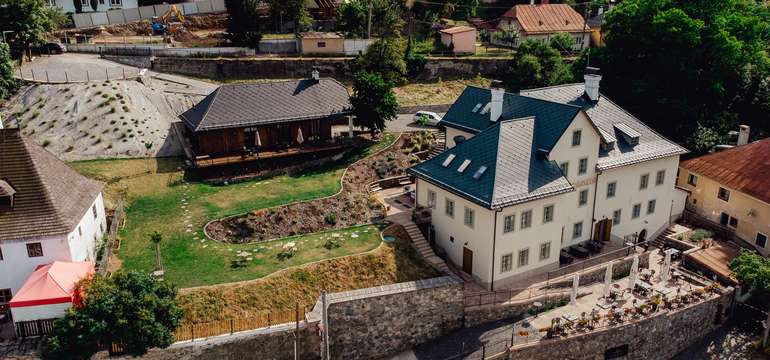 Hotel Glaus v centre Banskej Štiavnice
