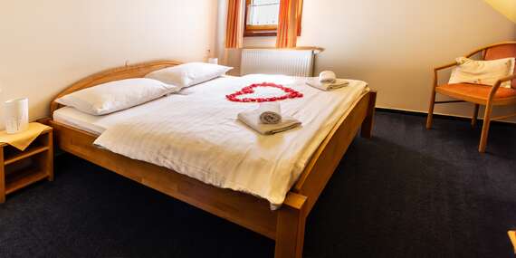 NARODENINY: Penzión Schweintaal** na Horehroní s polpenziou a welllness v duchu slovenských tradícii/Nízke Tatry - Braväcovo