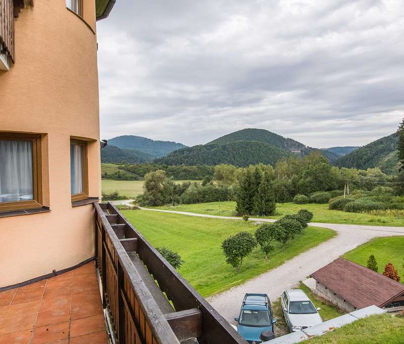 Hotel Bránica**** ponúka kvalitné služby v oblasti ubytovania, gastronómie, oddychu a športu