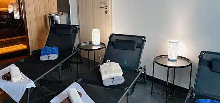 Privátne wellness (vírivka, fínska sauna, infrasauna)