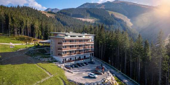 Rodinný hotel Strachan Family Jasná s wellness a polpenziou - dovolenka v Jasnej priamo na svahu a v srdci prírody/Demänovská Dolina – Jasná