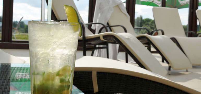 Pohou si můžete umocnit nějakým fajnovým drinkem
