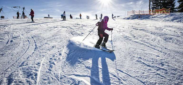 Vždy skvele upravené, široké a slnečné svahy v Snowparku Lučivná