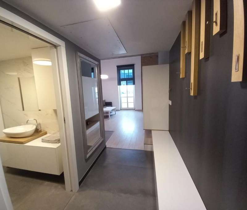 APARTMÁN 1 S MANŽELSKOU POSTEĽOU (45 m²)