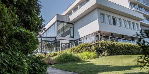 Wellness pobyt s polpenziou v Hoteli Eurobus**** na pobreží slovenského mora/Zemplínská šírava