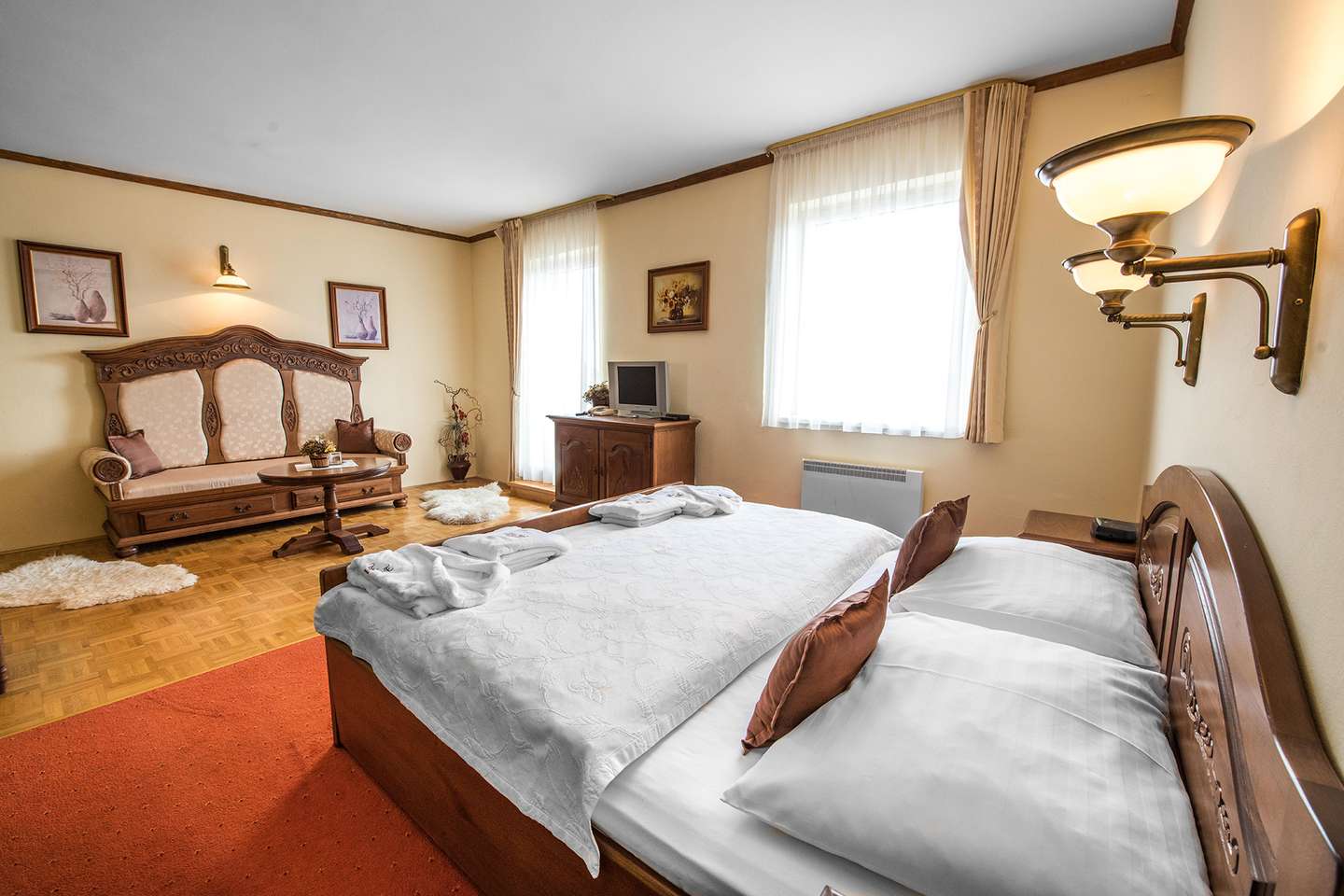 Hotel Husárik**** v horskom prostredí so stravou a vstupom do jaskynného bazéna