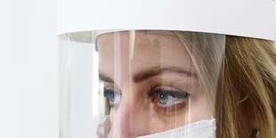 Protivírusový ochranný štít, ktorý zaisťuje 100 % ochranu prvého kontaktu