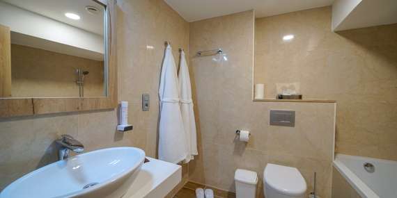 Dovolenka v GRAND HOTEL BELLEVUE**** so špičkovým novým wellness centrom a polpenziou/Vysoké Tatry - Horný Smokovec