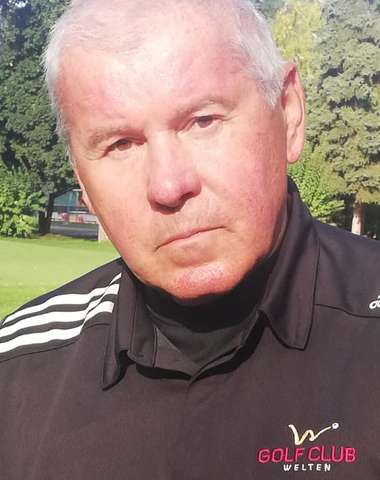 Každý kurz vedie PGA Golf Professional "A" Karol Balna osobne