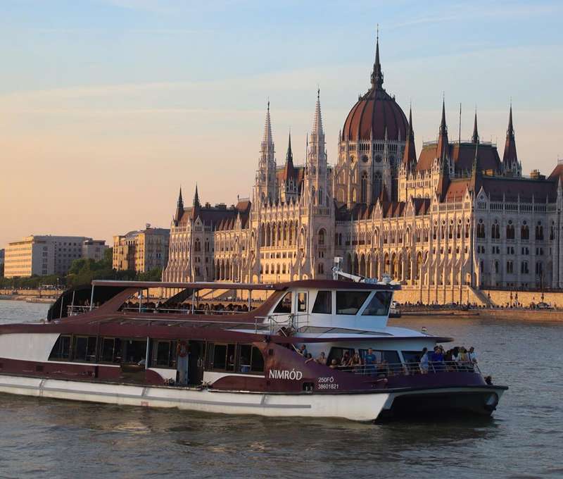 Plavba loďou v Budapešti so Silverline Cruises