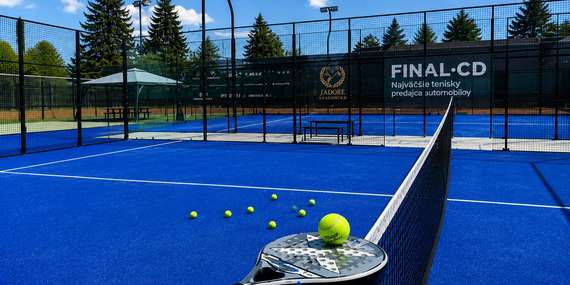 Padel na nových panoramatických kurtoch v areáli Hotela Victoria/Martin