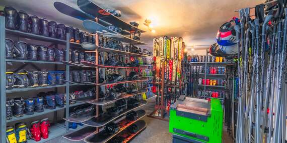 SKI Monka rental v Ždiari - požičovňa a servis lyží, snowboardov a ďalšieho vybavenia na zimnú sezónu/Ždiar