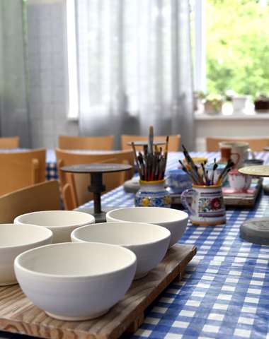 Vzdelávacia prehliadka v Slovenskej ľudovej majolike