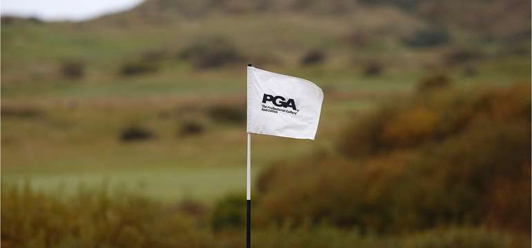 Intenzívny víkendový golfový kurz v Golf Club Welten v Báči