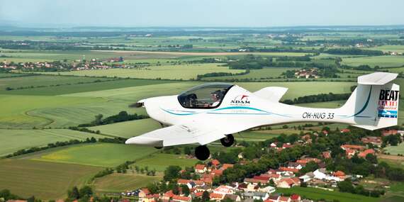 Adrenalin ve výškách při pilotování letadla se zkušeným instruktorem v délce až 45 minut/Kovanice (Nymburk)