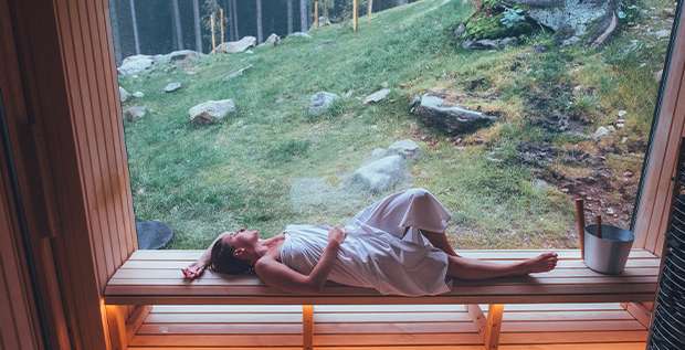 ako sa spravne saunovat