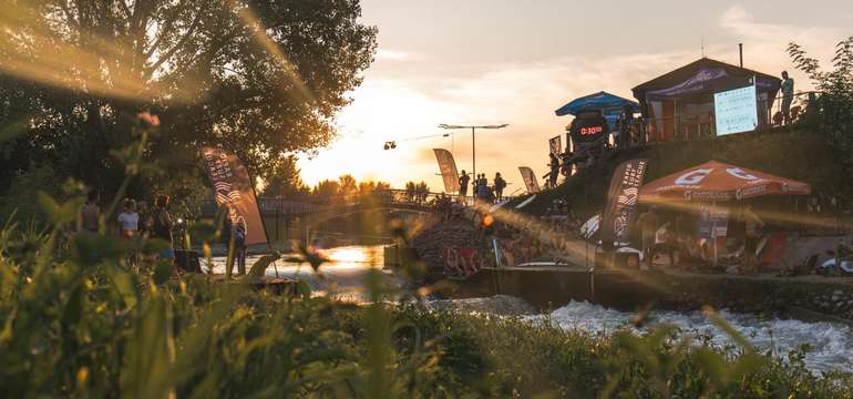 Škola surfingu s inštruktorom pre 1 osobu ( 60 min.)