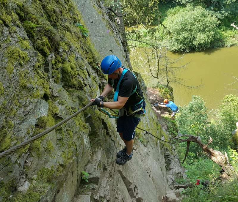 Čeká vás jednodenní privátní via ferrata kurz včetně teorie