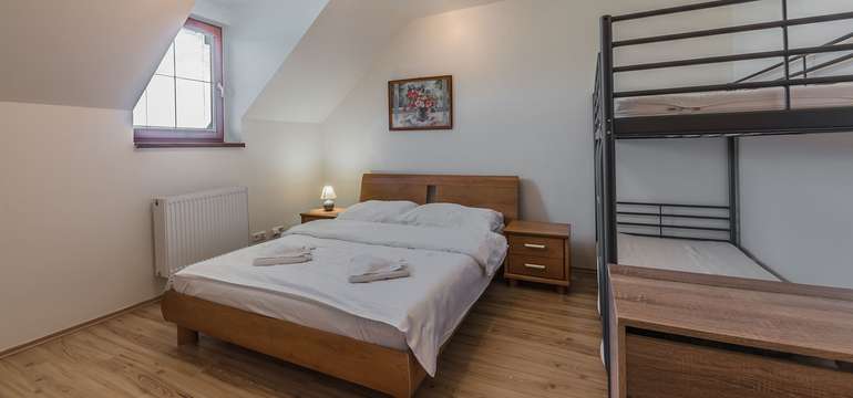 Ubytovanie  v 28 moderne zariadených, dvojlôžkových apartmánoch v 3 kategóriách