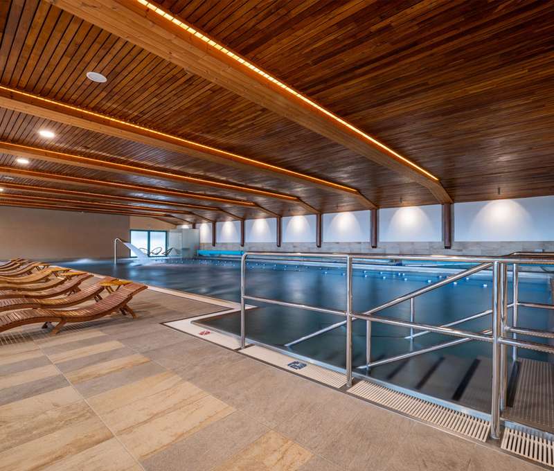 Wellness centrum - Bazén & vírivka