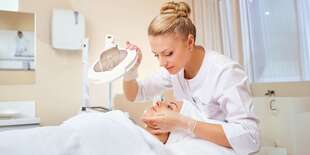 Hĺbkové ošetrenie pleti 4v1 alebo diamantová dermabrázia