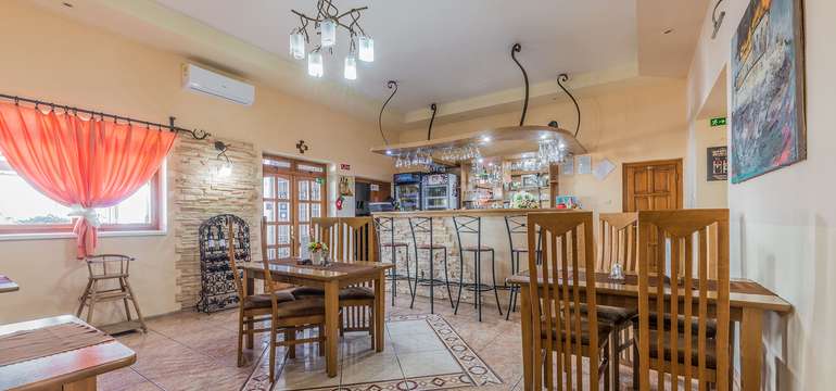 Restaurant & Penzion Contesa