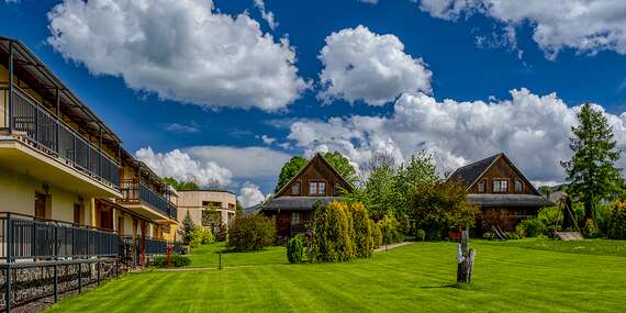 Rodinné apartmány v Sojka resort na Liptove pre 4 osoby s neobmedzeným vstupom do bazéna/Liptov – Malatíny