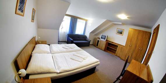 Romantika pod Vysokými Tatrami v nádhernom Kaštieli Lučivná s raňajkami a zľavou na wellness/Vysoké Tatry - Lučivná