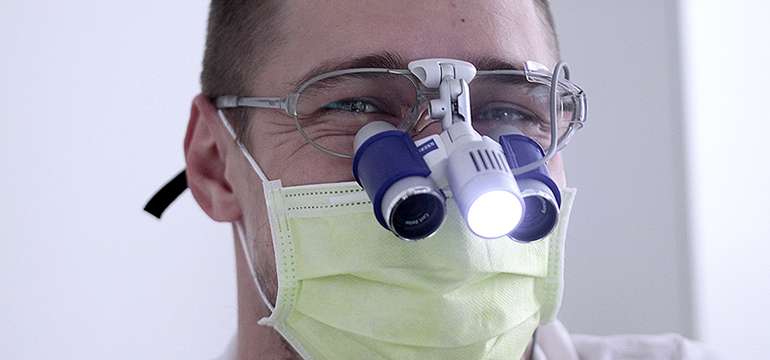 Špecialisti Family Dental Care  