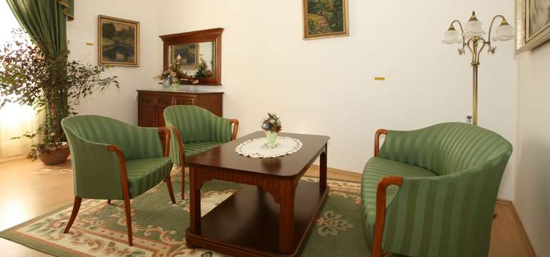 Ubytovanie je možné v manželských a rodinných apartmánoch