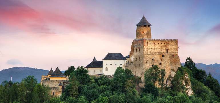 Vstupné na Ľubovniansky hrad a do skanzenu pre deti a dospelých