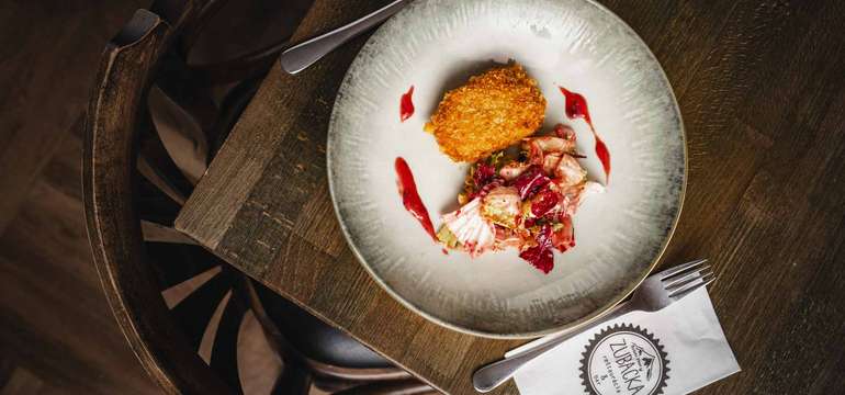 Poctivá domáca a zároveň moderná gastronómia v hoteli Crocus**** pri Štrbskom plese