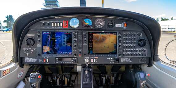 Spoznajte Slovensko z kokpitu lietadla - zážitkové lety ponad Vysoké Tatry s up2sky.aero/Poprad