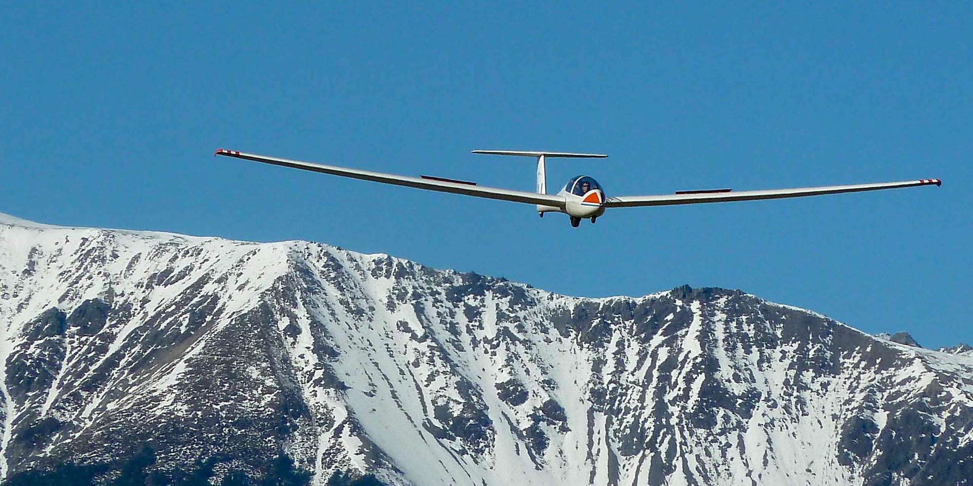 Lietať v oblakoch aj bez motora – na vetroni s možnosťou pilotovania