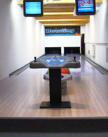 V hotelu Podlesí můžete trávit volný čas při bowlingu