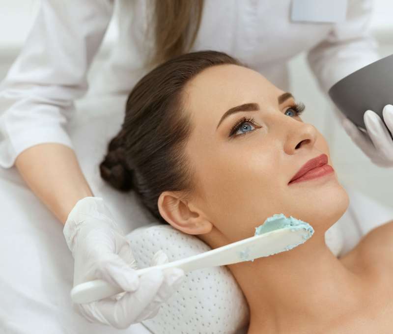 Oxy-lifting plus Vapozón na hydratáciu a zjednotenie tónu pleti a jej dokonalé vyčistenie ozónom