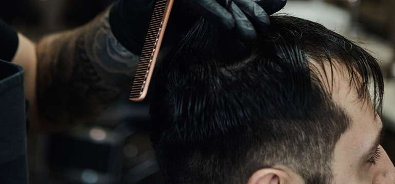 Pánsky strih, holenie britvou alebo Kombo v The Razors BarberShop na Radlinského