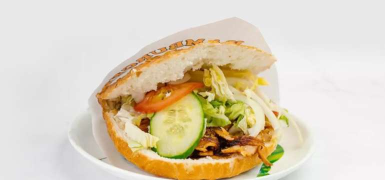 Kurací kebab v žemli - Kebab Podlavice v Banskej Bystrici