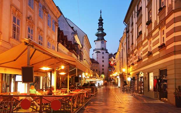 romanticka vecera bratislava