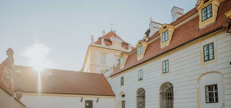 Anton Florian, zámocký hotel Valtice
