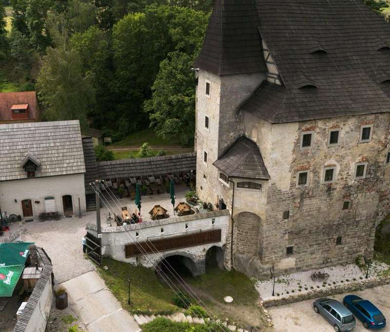 Pobyt na nejstarším českém hradě Vildštejn ve Skalné