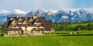 Pensjonat Silverton*** blízko kúpeľov Terma Bania s raňajkami