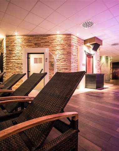 SAI WELLNESS s 8 saunami, 3 vírivkami a Kneippovým kúpeľom