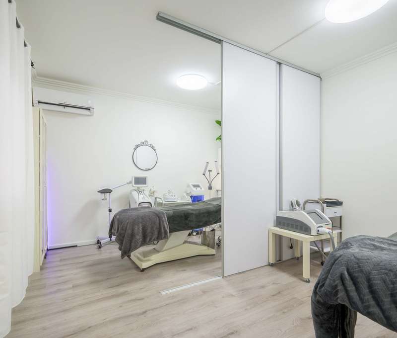 Priestory salónu INA, Bratislava - Vrakuňa
