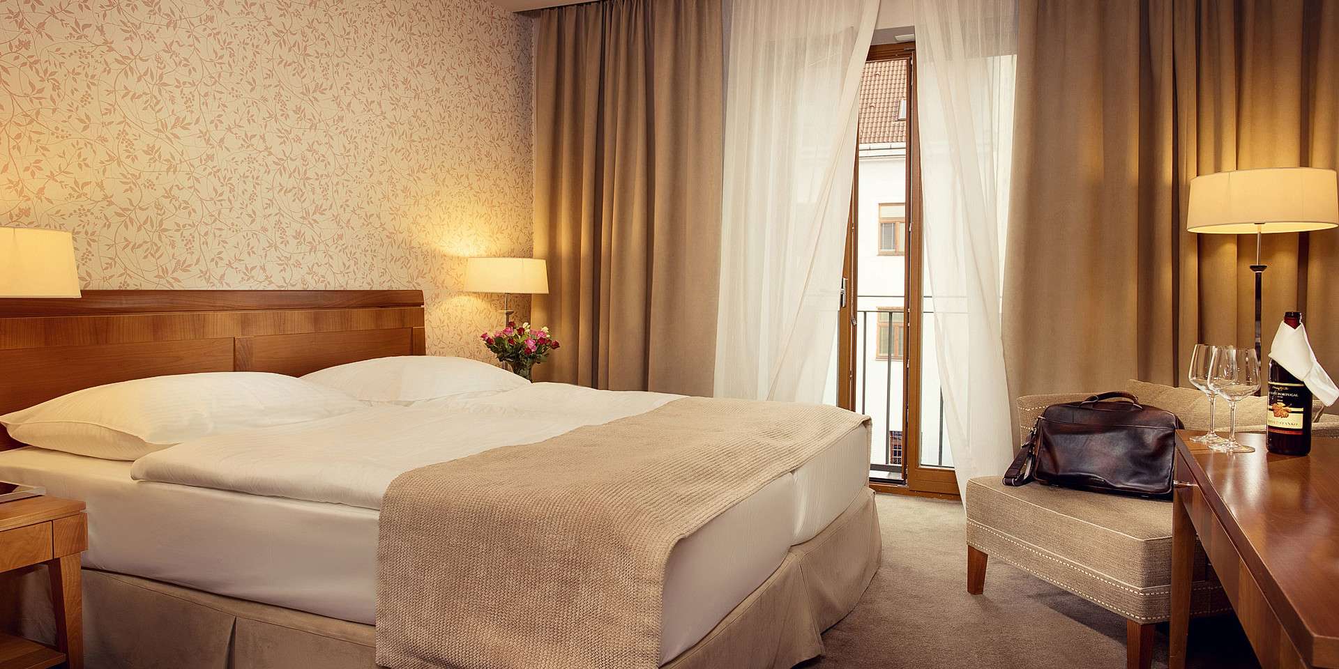 Pobyt v centre Košíc pre dve osoby alebo rodinu s privátnym vstupom do wellness v hoteli Ambassador****