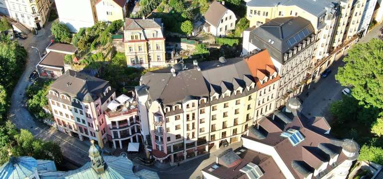 Karlovy Vary jsou světově známé a vyhledávané lázeňské město