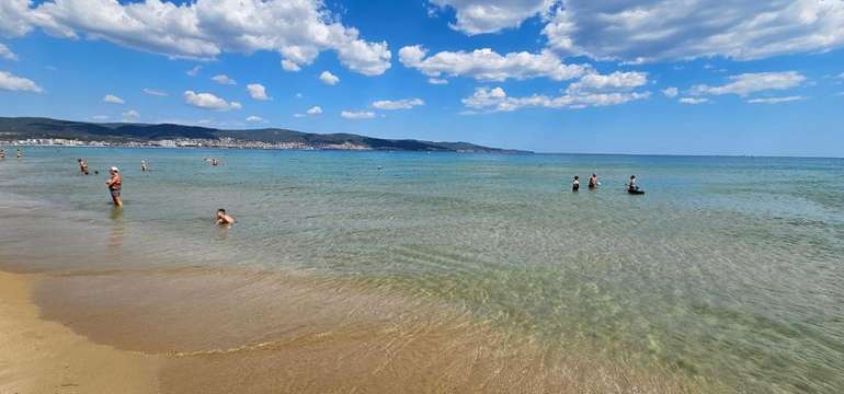 Bulharsko - Slnečné pobrežie - Hotel Longoza - pláž