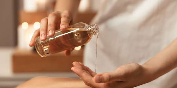 Relaxačná, klasická celotelová alebo antistresová masáž hlavy v Eleonor Esthetic/Bratislava – Staré Mesto