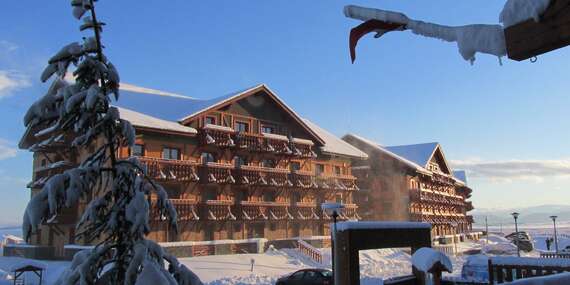 Barevný podzim i začátek zimy v luxusním Tatragolf Mountain Resort**** - největším apartmánovém komplexu v Tatrách se stravou a aktivitami v okolí/Veľká Lomnica